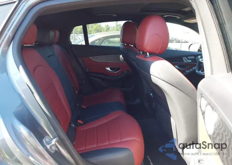 2017 Mercedes-Benz Glc Coupe 300 4Matic z USA, uszkodzony, nr VIN WDC0J4KB3HF240245